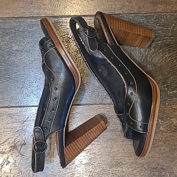 Seychelles Shoes - Seychelles slingback heels
